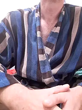 Snapshot of Vintermelon2 chatting on November 11, 2025, 7:41 am Vintermelon2 online show from November 11, 2025, 7:41 am