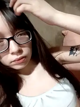 miaahot69 online show from November 19, 2025, 12:27 pm