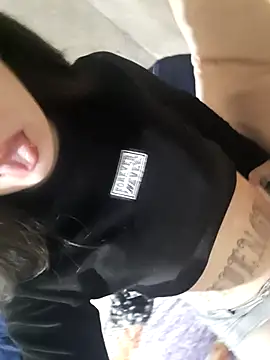 miaahot69 online show from April 24, 2026, 9:45 am