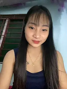 banlinh004 online show from October 20, 2025, 5:02 pm