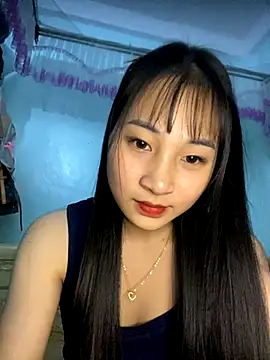 banlinh004 online show from October 25, 2025, 6:57 pm