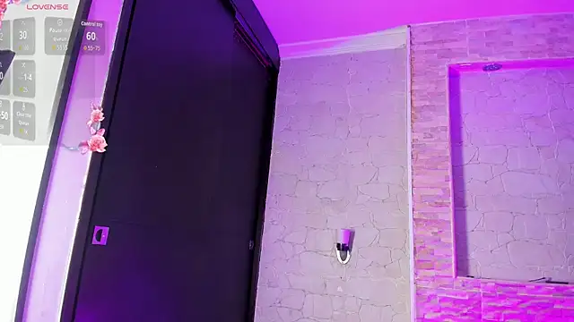 ValeStone online show from October 10, 2025, 8:41 pm