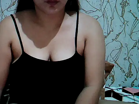 Snapshot of CreamyPussy98 chatting on October 2, 2025, 3:08 pm CreamyPussy98 online show from October 2, 2025, 3:08 pm