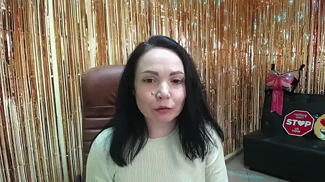 Snapshot of JosefinaWelpo chatting on October 7, 2025, 3:20 pm JosefinaWelpo online show from October 7, 2025, 3:20 pm