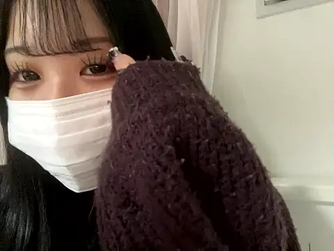 Kiara  0o online show from November 5, 2025, 3:45 pm