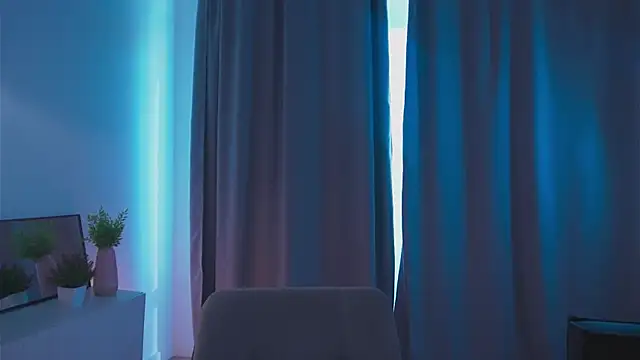 Snapshot of formoneyes chatting on October 9, 2025, 4:32 am formoneyes online show from October 9, 2025, 4:32 am