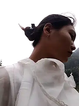 Mit-thi123 online show from October 31, 2025, 2:56 am