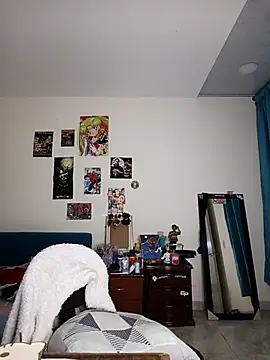 caramel doll   online show from October 16, 2025, 1:06 am