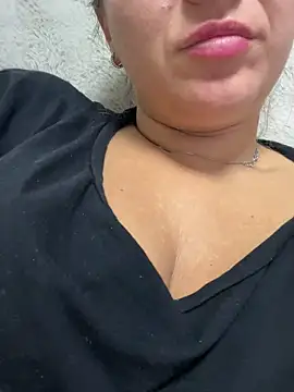 Daiana Andra online show from October 18, 2025, 10:21 pm