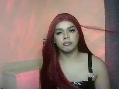 TarahFox online show from October 4, 2025, 3:32 pm