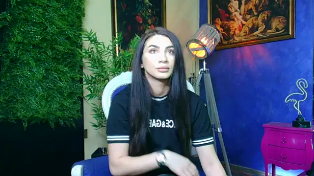 nicolepalmer online show from November 27, 2025, 10:17 am