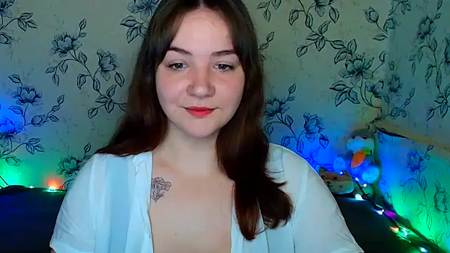 OliviaMontgommery online show from May 26, 2026, 1:51 pm