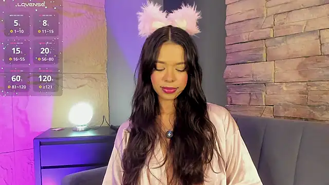 Snapshot of naomi_hill1 chatting on November 10, 2025, 10:09 pm naomi hill1 online show from November 10, 2025, 10:09 pm