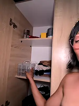 Snapshot of Qadeshoficial chatting on October 26, 2025, 9:42 pm Qadeshoficial online show from October 26, 2025, 9:42 pm