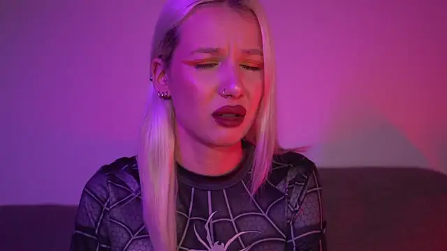 RanyThomson online show from March 31, 2026, 2:17 pm