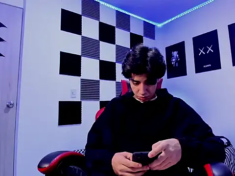 jeycobb online show from November 15, 2025, 12:02 pm