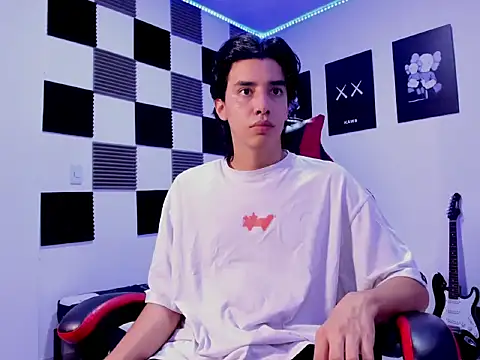 Snapshot of jeycobb chatting on December 19, 2025, 3:52 pm jeycobb online show from December 19, 2025, 3:52 pm