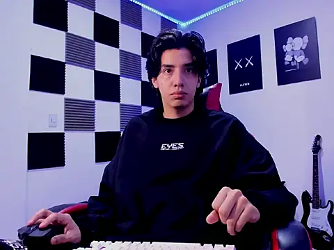 Snapshot of jeycobb chatting on December 21, 2025, 12:12 pm jeycobb online show from December 21, 2025, 12:12 pm