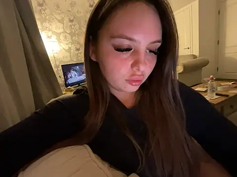 EllaStarrxxx online show from October 28, 2025, 10:56 pm