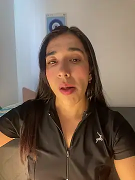 Snapshot of SabrinaEvanss_ chatting on April 25, 2026, 8:17 pm SabrinaEvanss online show from April 25, 2026, 8:17 pm