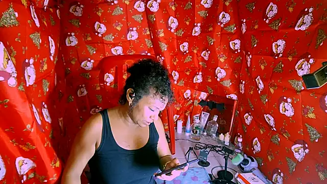 tixy ross online show from November 7, 2025, 4:34 am