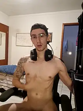 Snapshot of SweetGoodBoy22 chatting on November 8, 2025, 7:56 pm SweetGoodBoy22 online show from November 8, 2025, 7:56 pm