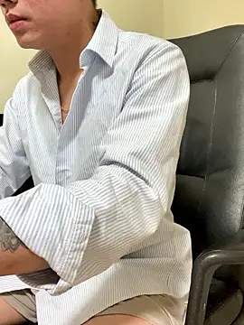 latava online show from January 9, 2026, 4:54 pm