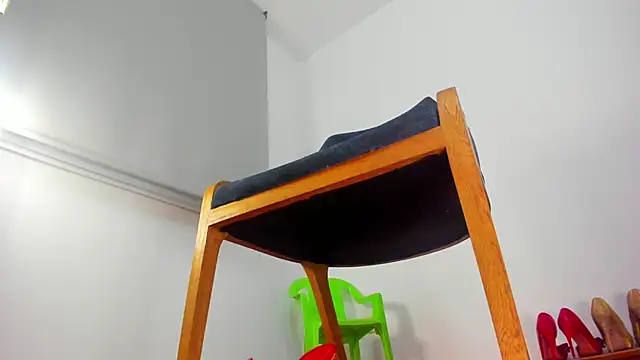 Snapshot of Velourmuse chatting on March 2, 2026, 11:55 pm Velourmuse online show from March 2, 2026, 11:55 pm