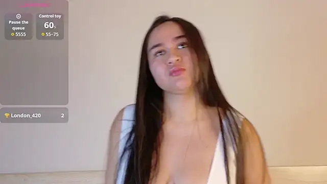 Snapshot of Mia_belmontt chatting on October 6, 2025, 7:33 pm Mia belmontt online show from October 6, 2025, 7:33 pm