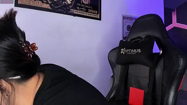 Nixielee  online show from October 5, 2025, 5:44 pm