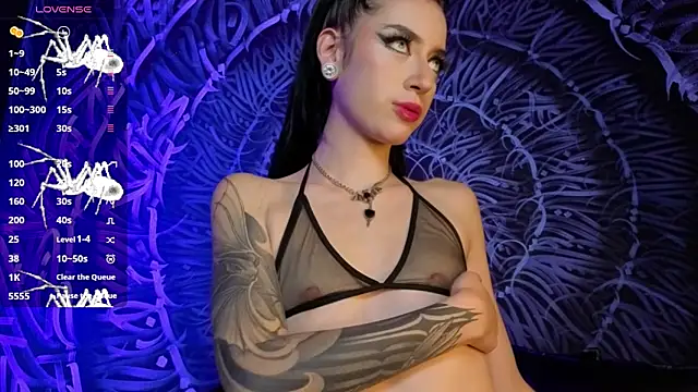 dahlia darkwood online show from November 30, 2025, 10:14 pm