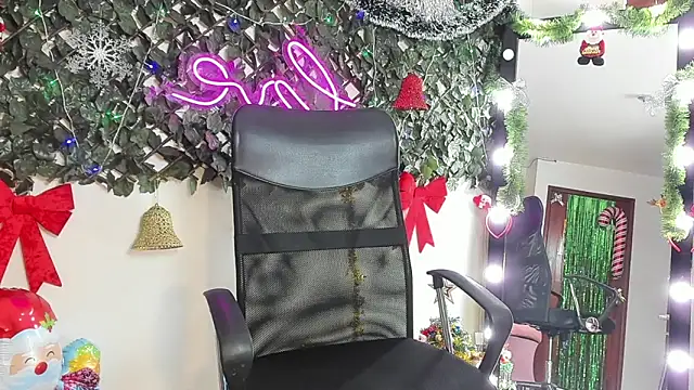 Samanta Ortiz online show from December 19, 2025, 7:21 pm