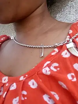 Snapshot of Hotty-romi3 chatting on October 20, 2025, 2:56 am Hotty-romi3 online show from October 20, 2025, 2:56 am