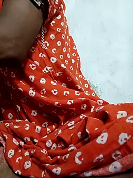 Snapshot of Hotty-romi3 chatting on October 21, 2025, 9:37 pm Hotty-romi3 online show from October 21, 2025, 9:37 pm