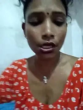 Snapshot of Hotty-romi3 chatting on October 28, 2025, 2:48 am Hotty-romi3 online show from October 28, 2025, 2:48 am