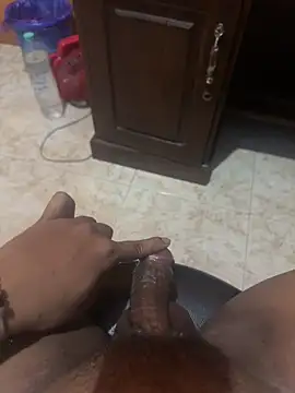 latexidn online show from October 11, 2025, 5:22 pm