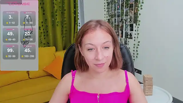 Snapshot of Emma_Garcias chatting on November 9, 2025, 2:26 pm Emma Garcias online show from November 9, 2025, 2:26 pm