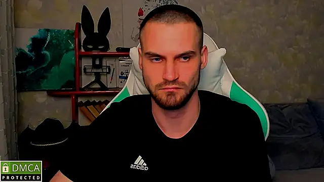 Iveraan online show from October 15, 2025, 6:19 pm