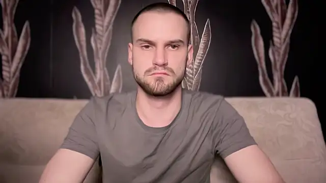 Iveraan online show from October 19, 2025, 7:58 pm