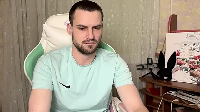 Iveraan online show from November 9, 2025, 7:12 pm