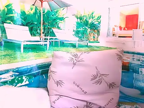 Snapshot of EbonyTiger69 chatting on November 4, 2025, 3:38 am EbonyTiger69 online show from November 4, 2025, 3:38 am