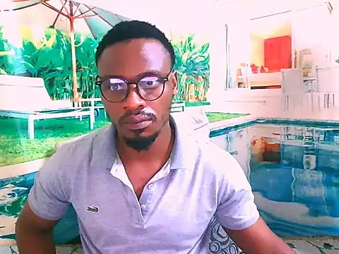 Snapshot of EbonyTiger69 chatting on November 20, 2025, 6:18 pm EbonyTiger69 online show from November 20, 2025, 6:18 pm