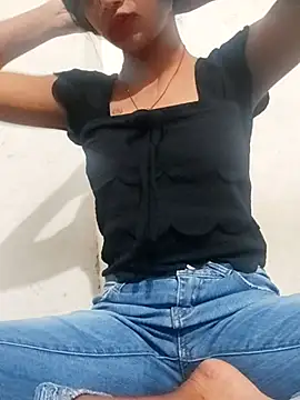 Saniya Doll online show from October 12, 2025, 5:06 am