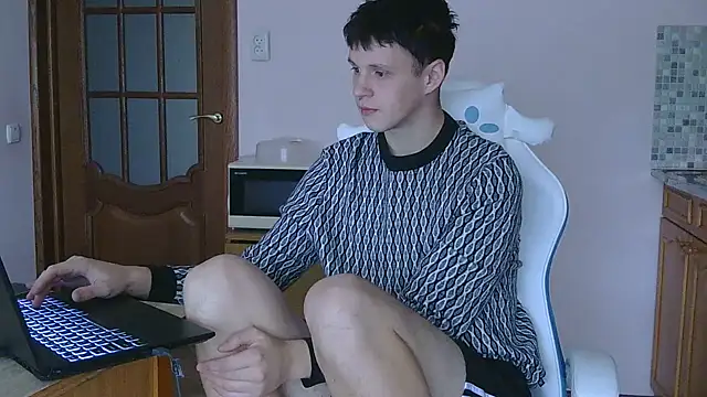  Timmy Boy  online show from November 10, 2025, 9:08 am