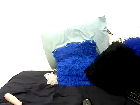 Snapshot of DarkLaddy chatting on October 19, 2025, 4:29 pm DarkLaddy online show from October 19, 2025, 4:29 pm