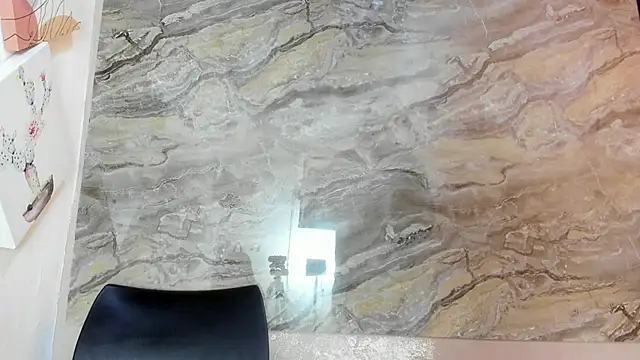 COMPTON 01 online show from November 1, 2025, 3:52 am