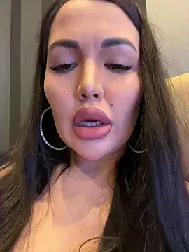 Snapshot of ANGELIKA7741 chatting on February 2, 2026, 9:19 am ANGELIKA7741 online show from February 2, 2026, 9:19 am