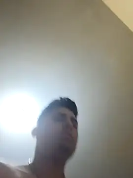 Snapshot of Darelzexxxxxx chatting on December 5, 2025, 6:00 am Darelzexxxxxx online show from December 5, 2025, 6:00 am