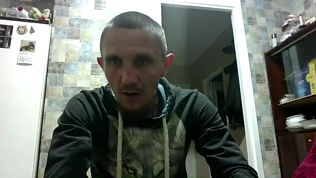 Twolatte1520 online show from April 13, 2026, 6:02 pm