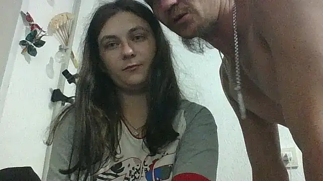 Twolatte1520 online show from June 5, 2026, 8:14 pm